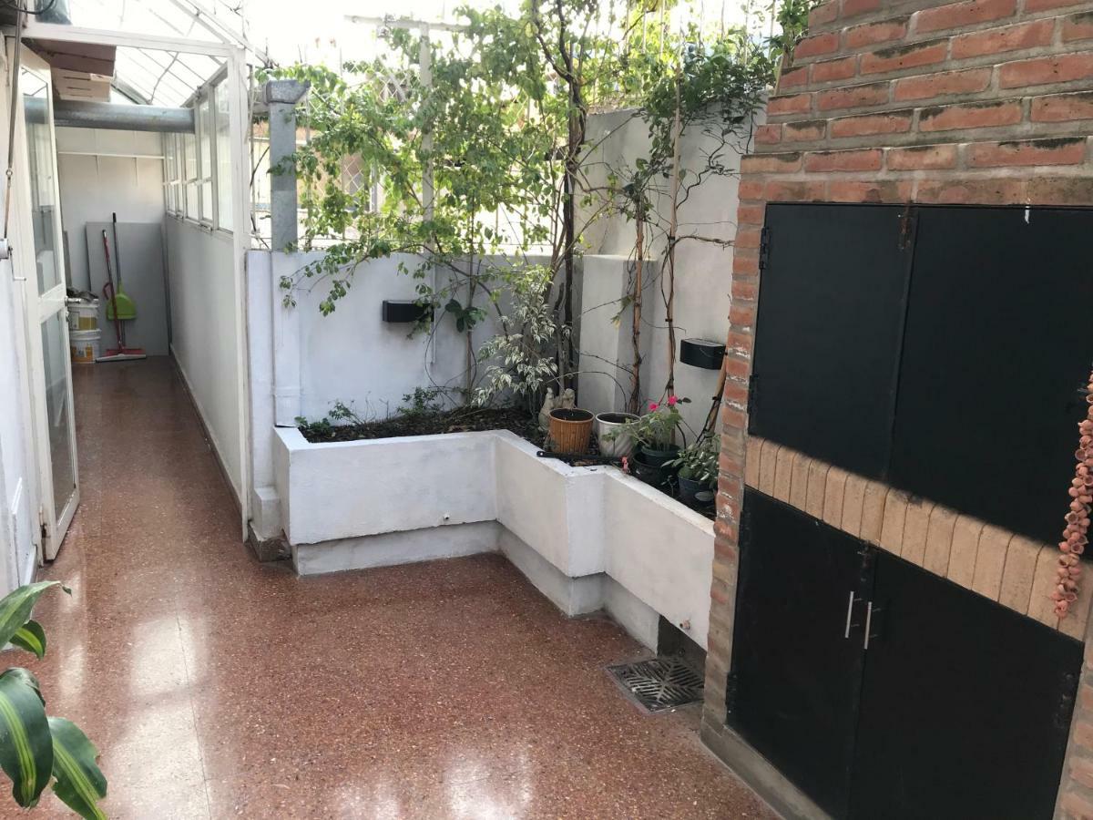 Cabildo Y Juramento Con Parrilla Apartman Buenos Aires Kültér fotó