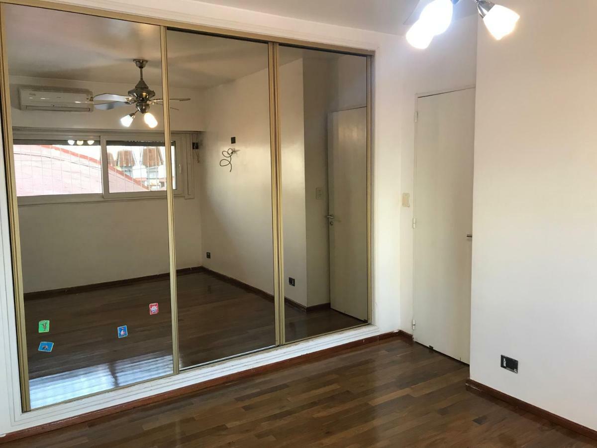 Cabildo Y Juramento Con Parrilla Apartman Buenos Aires Kültér fotó